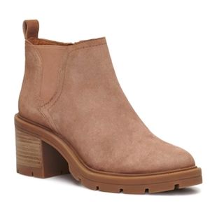 NWOT Lucky Brand 'Sumah' Chunky Heel Suede Booties in Light Brown 🤎